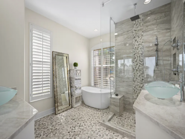 Marco Island Beautiful 3 Bedroom Home with Pool & Canal View